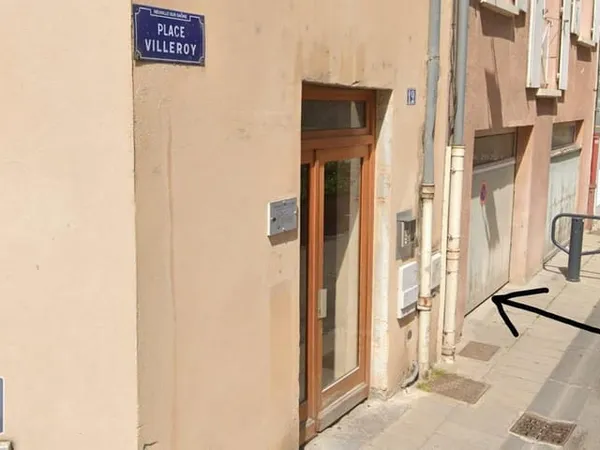 Stationnement Location Neuville-sur-Saône   86€