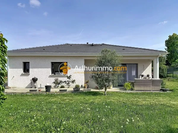 À VENDRE - VILLA DE PLAIN-PIED RÉCENTE