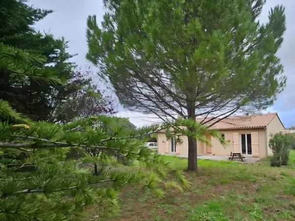 Villa plain pied 4 pièces sur 850 m² de terrain