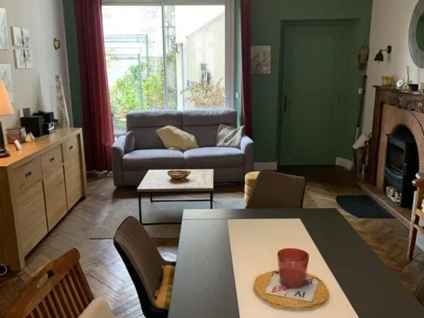 Oloron Centre-Ville - Maison De Caractere Avec Dependance -