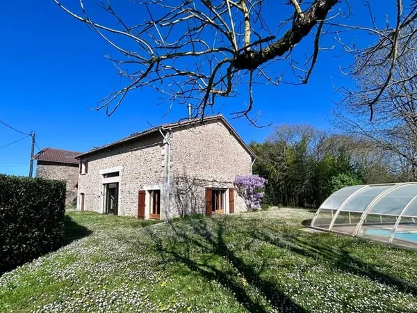 Maison 6 pièces 220 m²