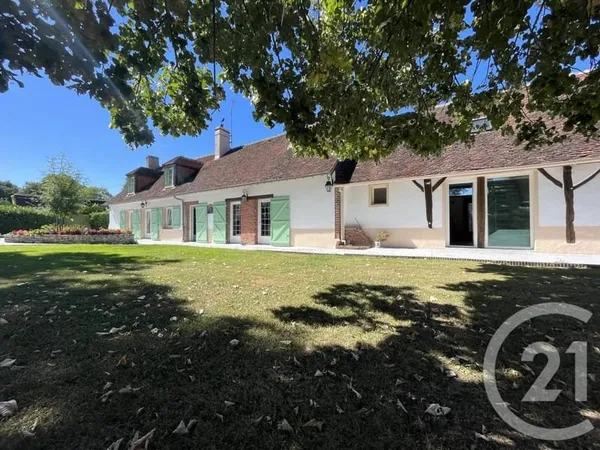 Maison 9 pièces 223 m²