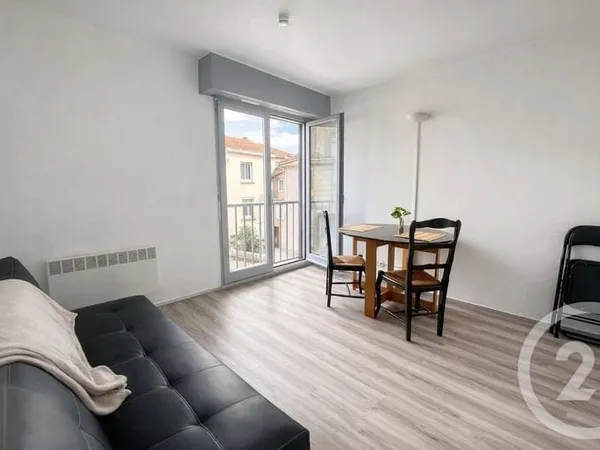 Studio 1 pièce 16 m²