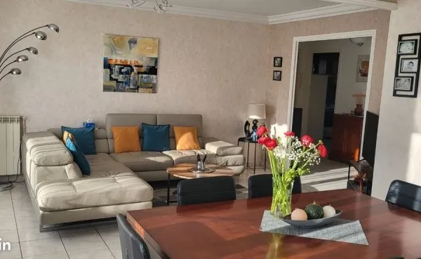 Appartement T3, rue george sand