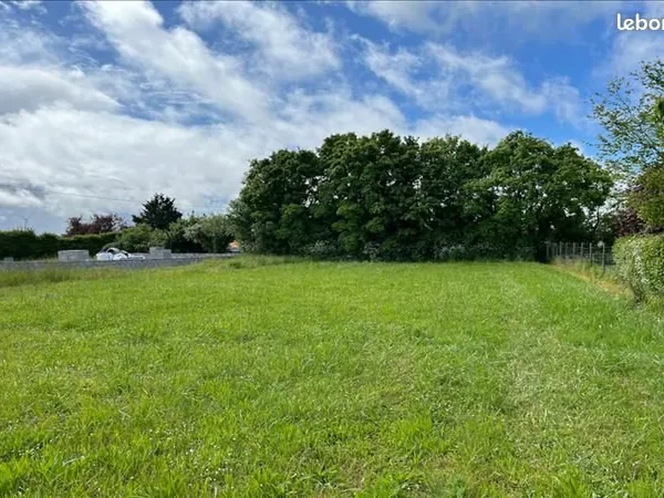Terrain 1 189 m² Saint Jean De Liversay