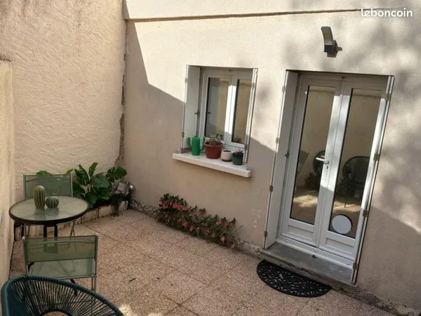 Duplex 35 m² avec cour privative - La Riche