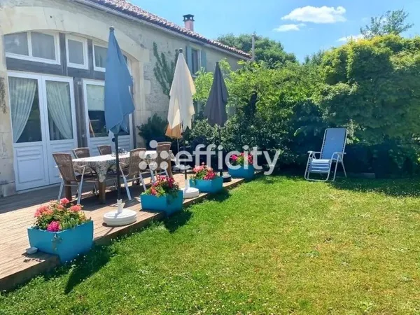Maison 7 pièces 220 m²