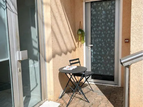 Local commercial de 21 m2 Emplacement premium La Crau