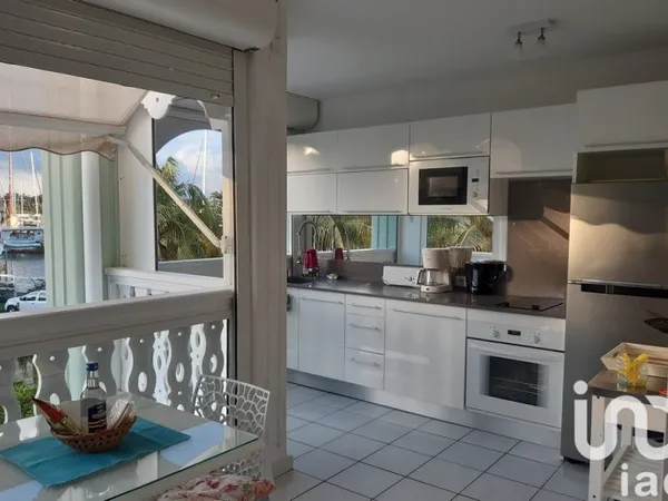 Studio 1 pièce 18 m²