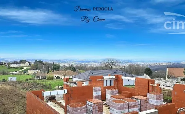 Terrain 13 112 m² avec maison en cours de construction – Vue panoramique