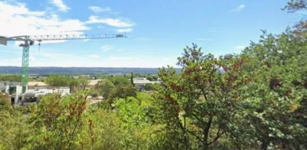 Terrain 253 m²