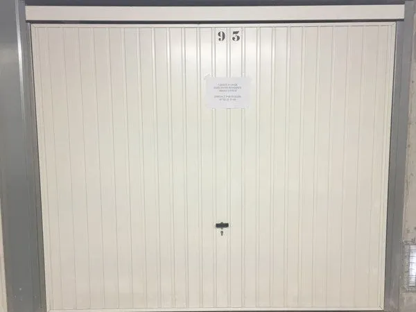 Garage avenue 83