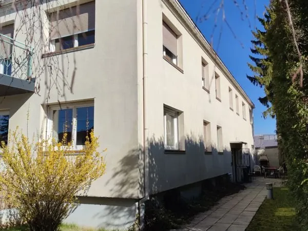 5 lots Appartement brut avec 2 garages, pièces de 117m² et parking