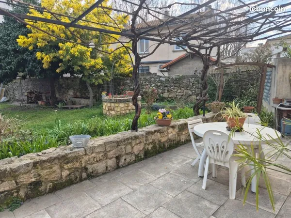Vends maison a trinquetaille Arles