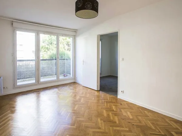 Loue 2 pièces 40m² - Suresnes