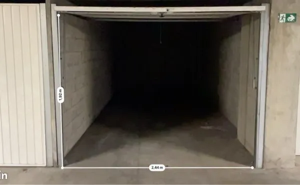 Parking/Box