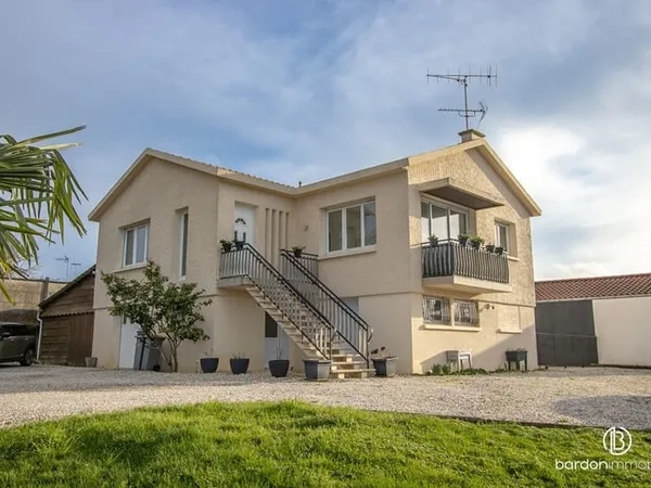 Maison Challans 157m2 - 5 chambres - Proche des commodités