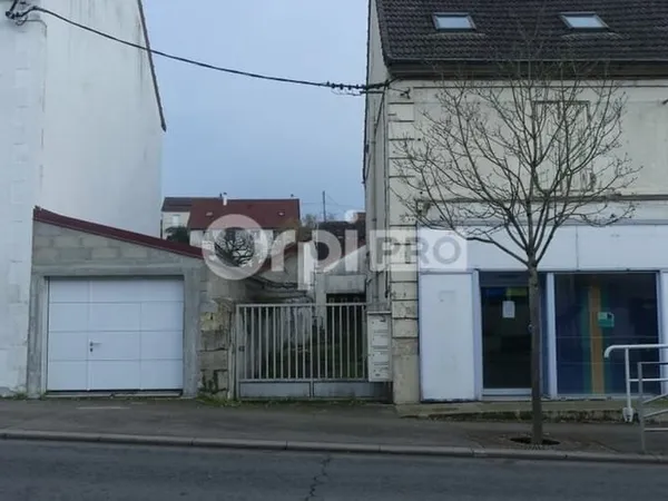 Bureaux 90 m²