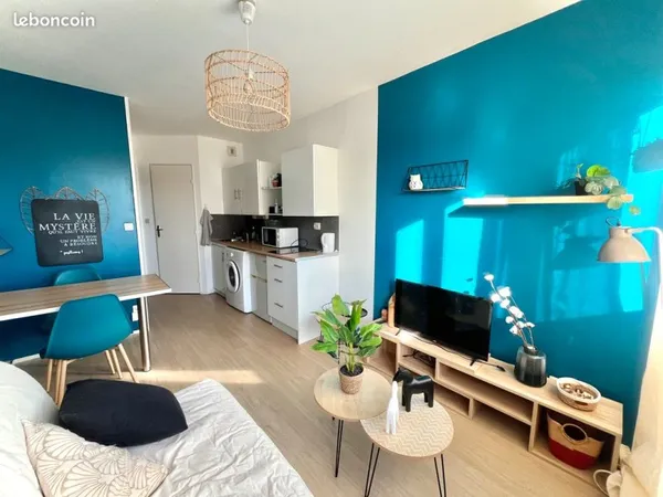 Studio meublé - Quartier Longchamp - 17.68 m²