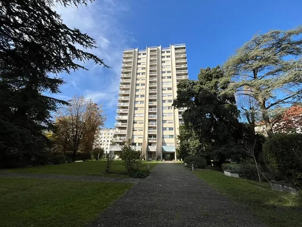 GRENOBLE - Début Libération