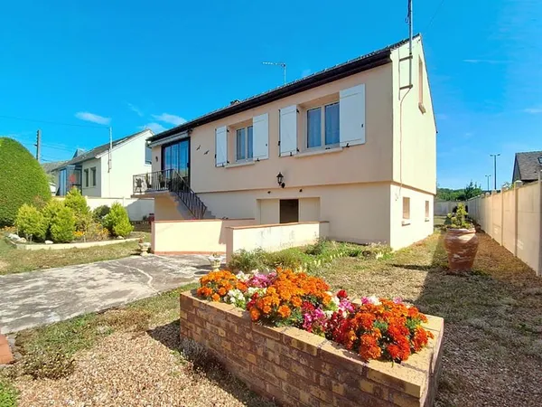 Maison Amilly 3 pièce(s) 64 m2