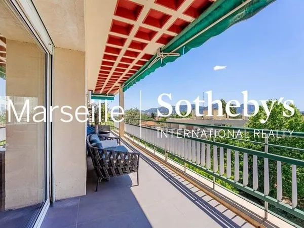 Appartement 5 pièces 179 m²