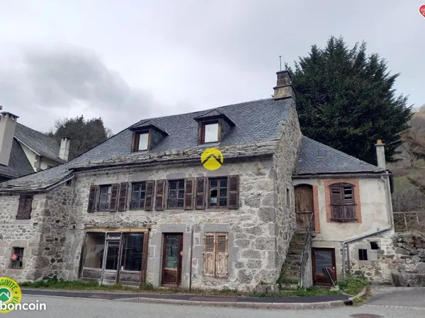 Bâtisse 1855 à Rénover