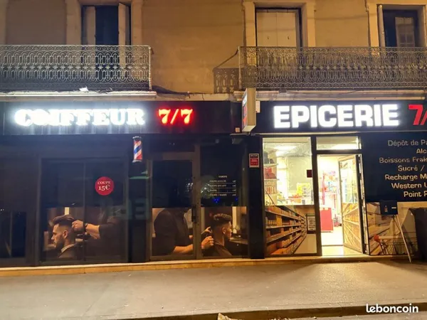 Avenue de Toulouse (Épicerie + salon de coiffure )
