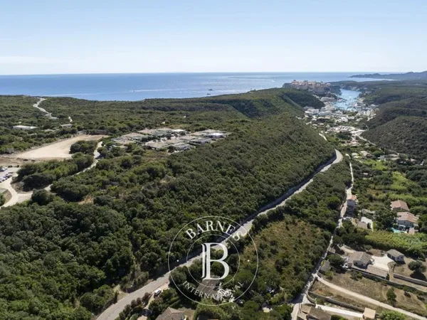 Bonifacio, Terrain constructible, Permis de construire, Proche plage