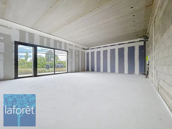 Local professionnel 60 m²