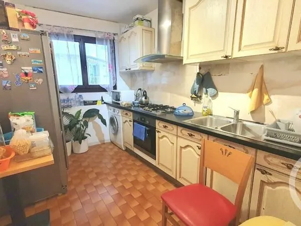 Appartement 4 pièces 77 m²