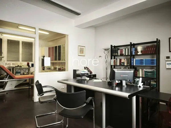 Commerce 5 pièces 138 m²