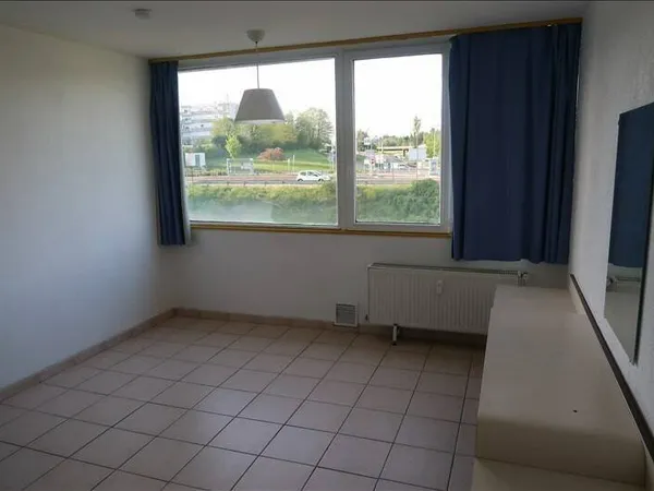 Studio 1 pièce 27 m²