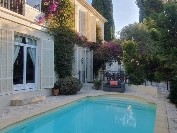 Maison 6 pièces 158 m²