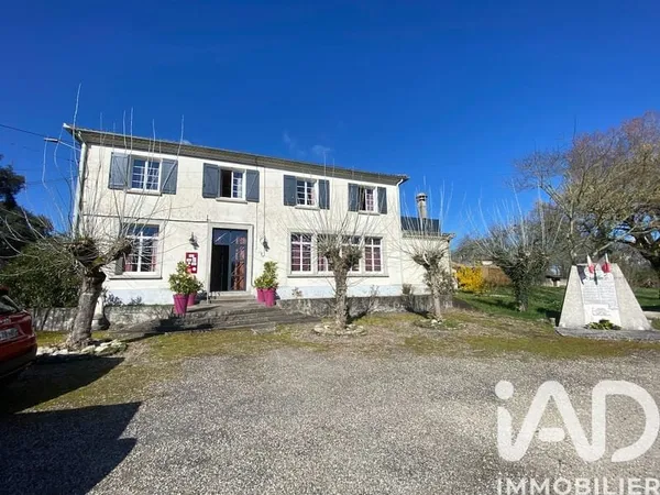 Vente Maison de village 10 pièces