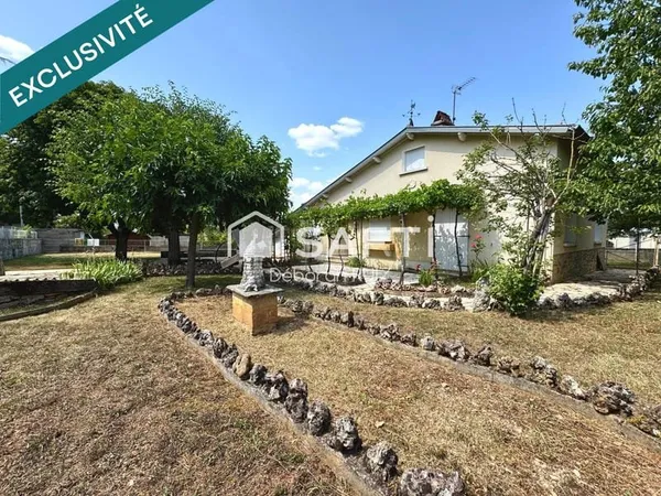 MAISON LUMINEUSE ET SPACIEUSE TERRAIN CLOS 1200m2