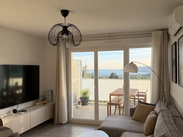 T2 Meublé Standing - Vue Mer & Accès Rapide