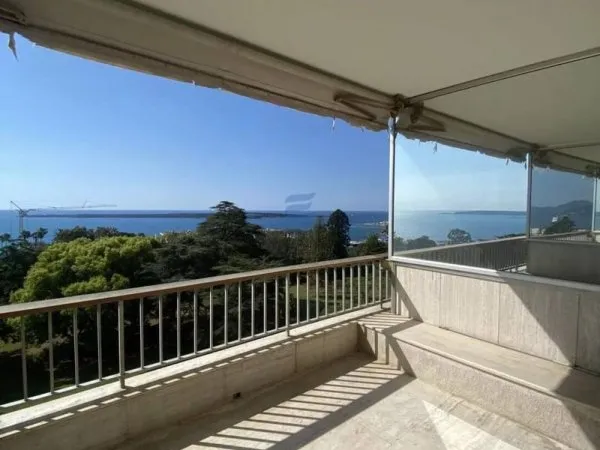 Appartement 2 pièces 67 m²