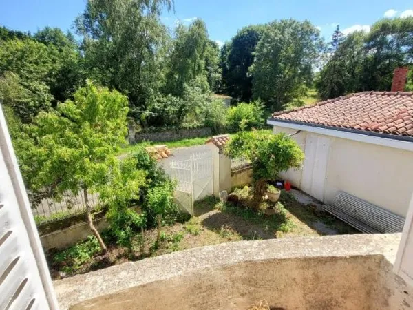 Maison 10 pièces 215 m²