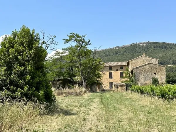 Hobby vineyard en Côtes du Rhône sur 10 ha
