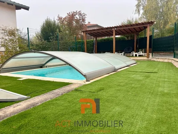 ÉVEUX MAISON 81 M2 AVEC PISCINE PROCHE GARE SOUS-SOL COMPLET