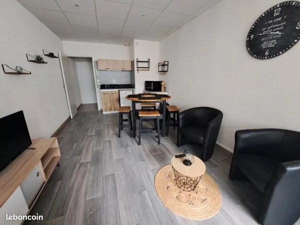 Studio 1 pièce 29 m²