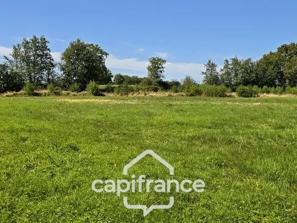 A Vendre terrain de 2243 m² à SAINT GERMAIN DU BOIS (71)