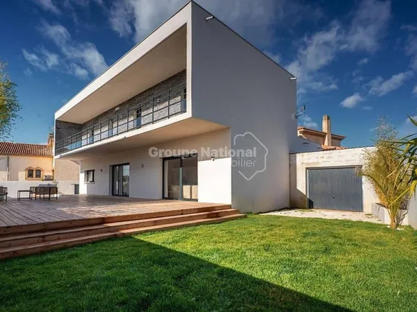 Maison 5 pièces 189 m²