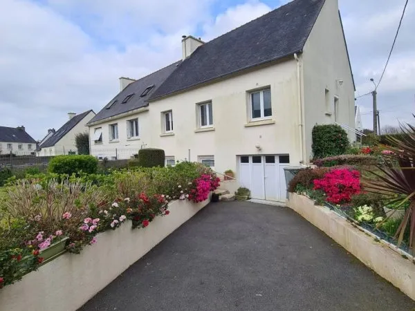 Maison de plain-pied 5 pièces 84 m²