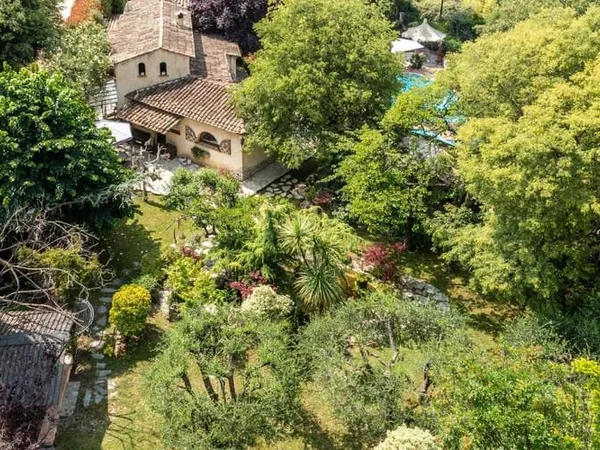 Maison 5 pièces 165 m²