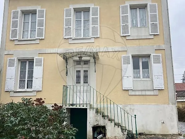 Maison 6 chambre(s) à vendre
