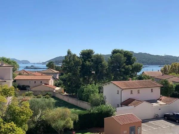 Appartement meublé de type studio duplex - La Seyne Sur Mer Sud