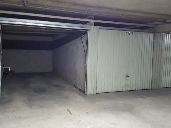 Parking 15 m²