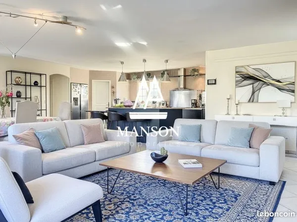 Maison 6 pièces 180 m²